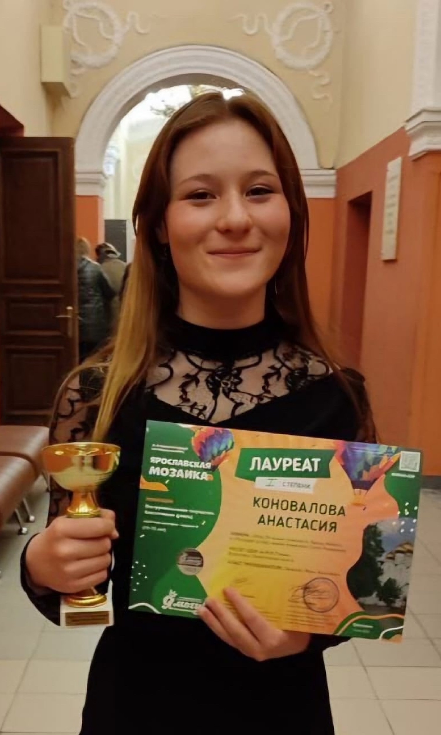 Поздравляем выпускниц   МБУДО "ДШИ им. М. И. Глинки г. Всеволожск"  с поступлением в СУЗы г. Санкт-Петербурга