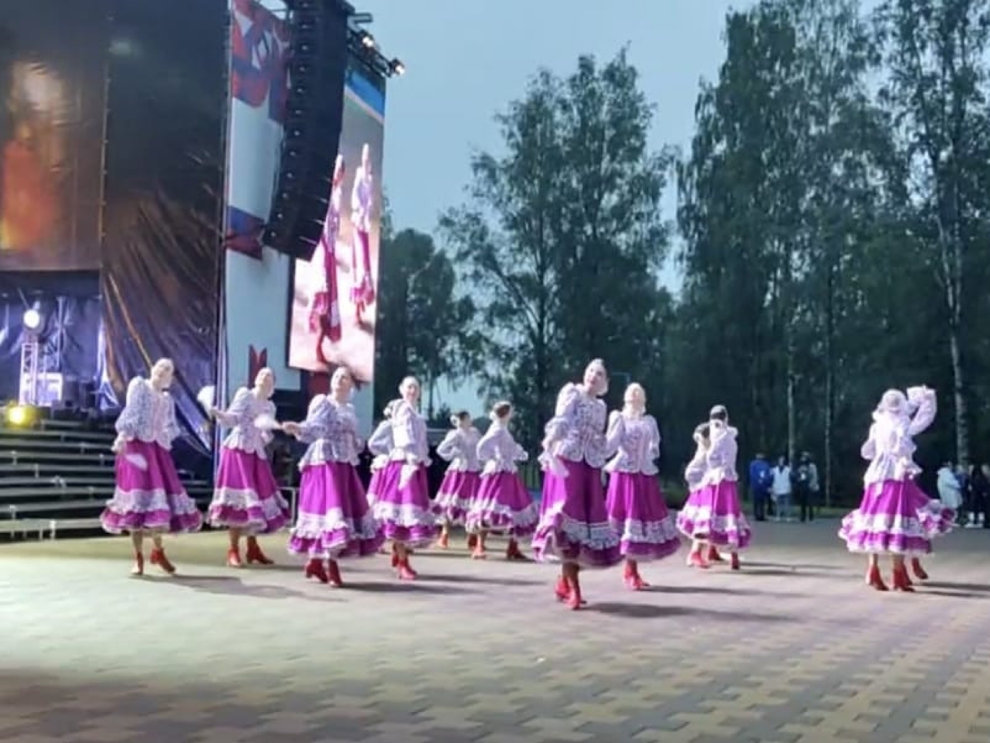День города и района!