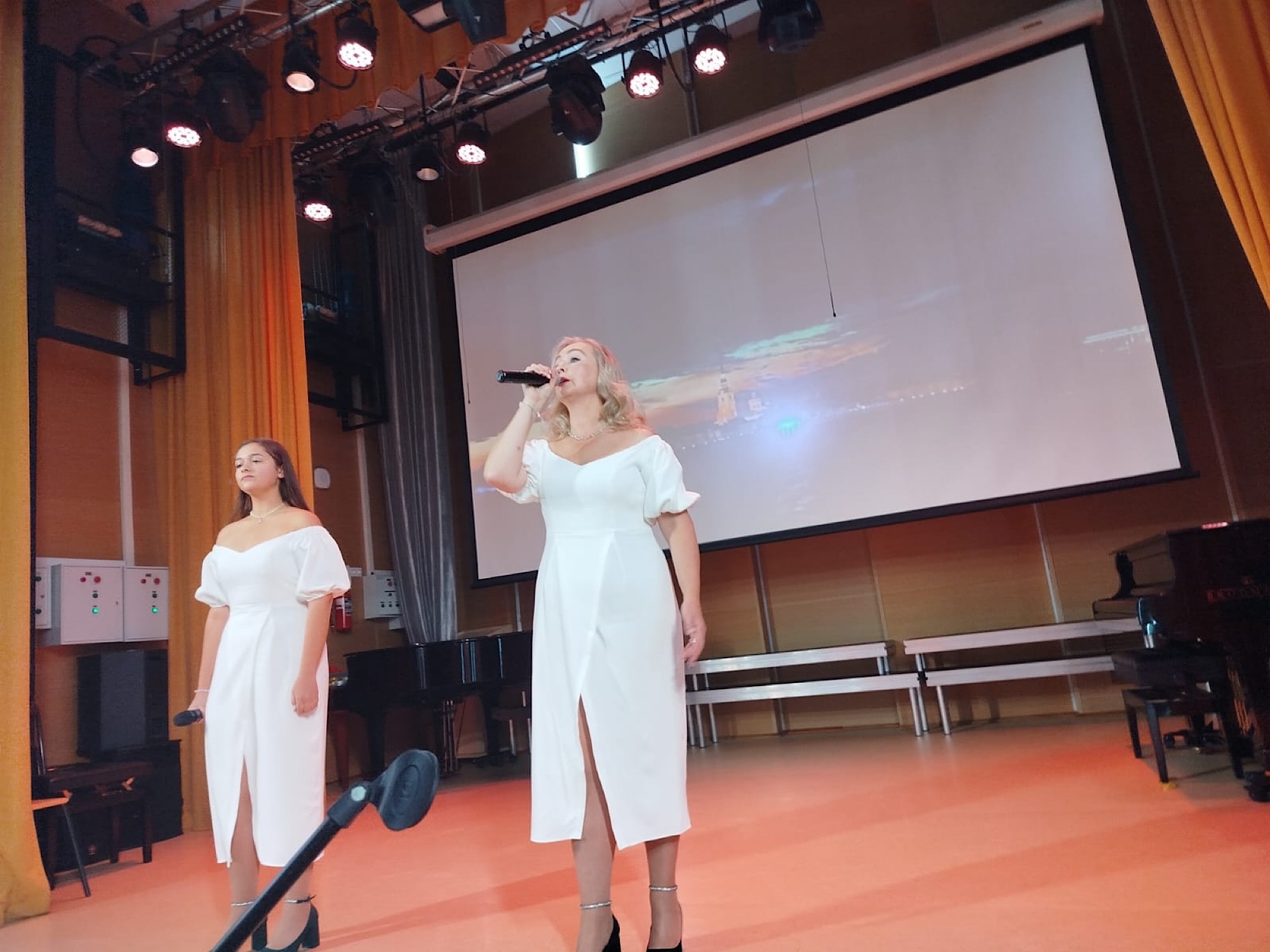 "Всеволожская ЗЕМЛЯ ГЕРОЕВ в песнях и стихах"