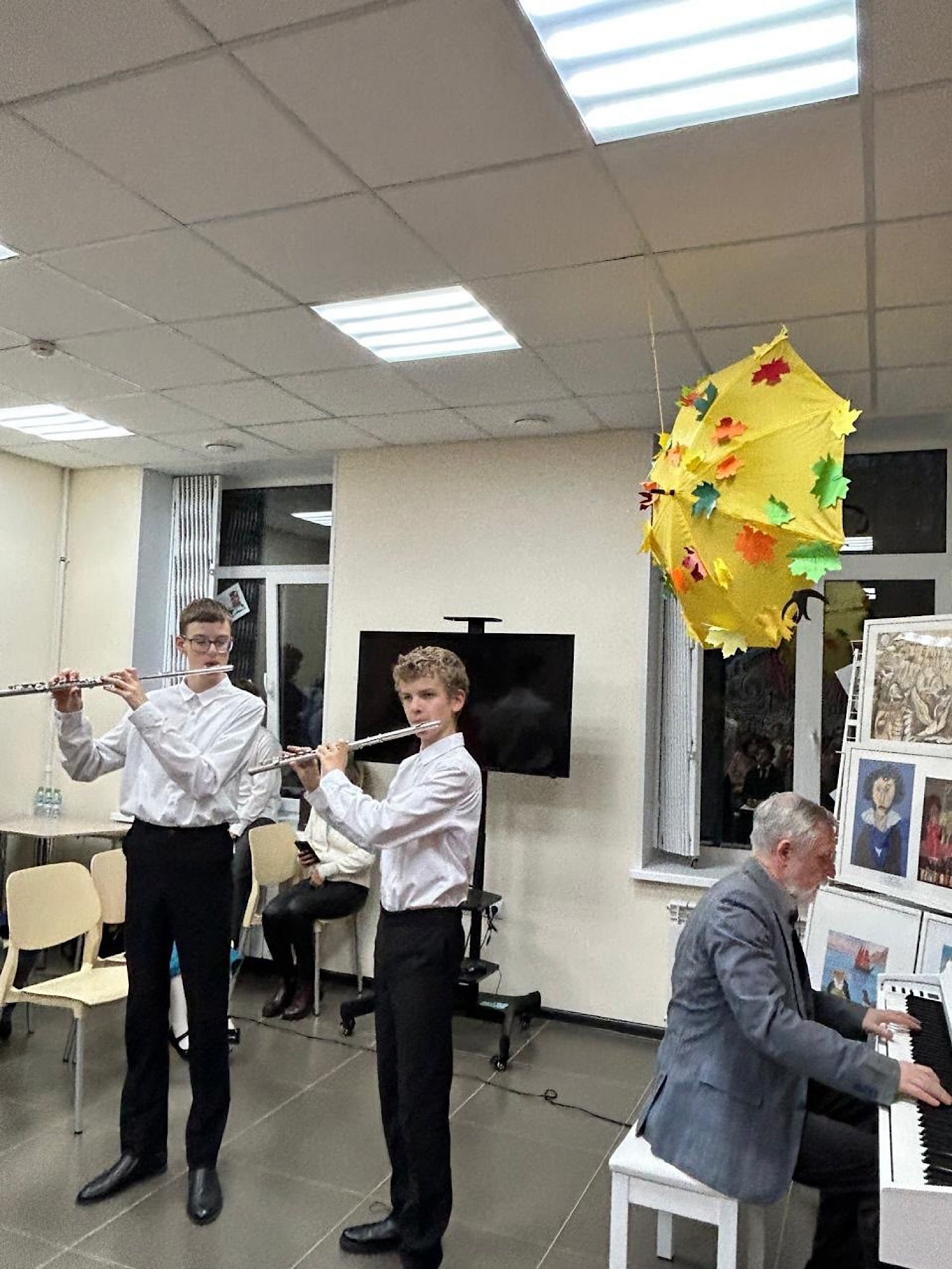 Концерт двух школ