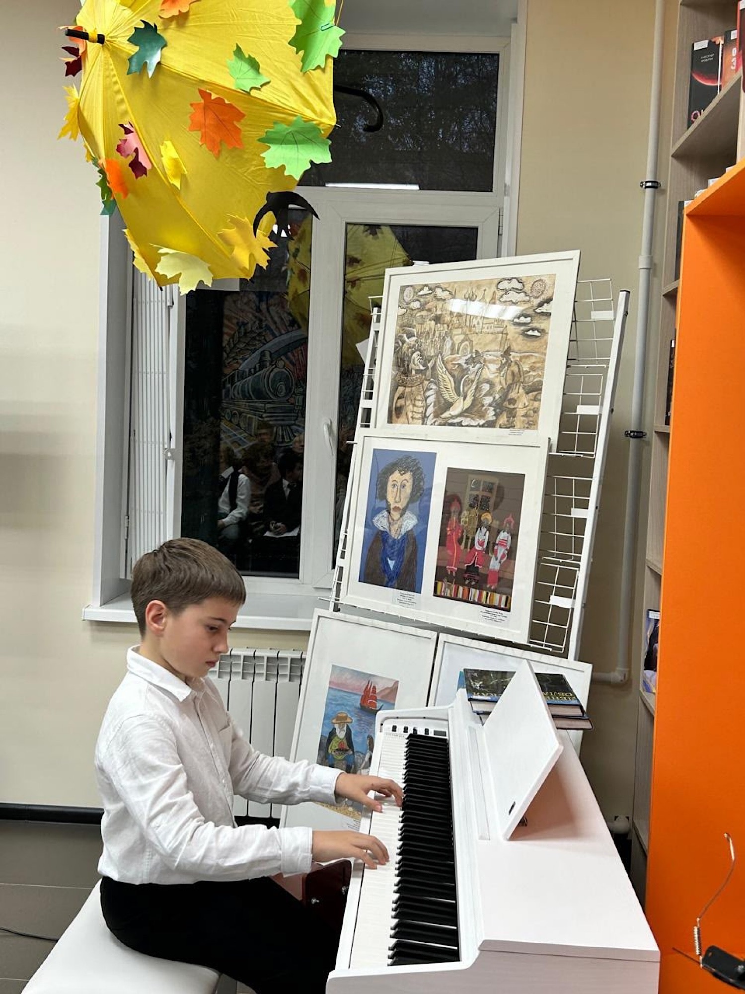 Концерт двух школ