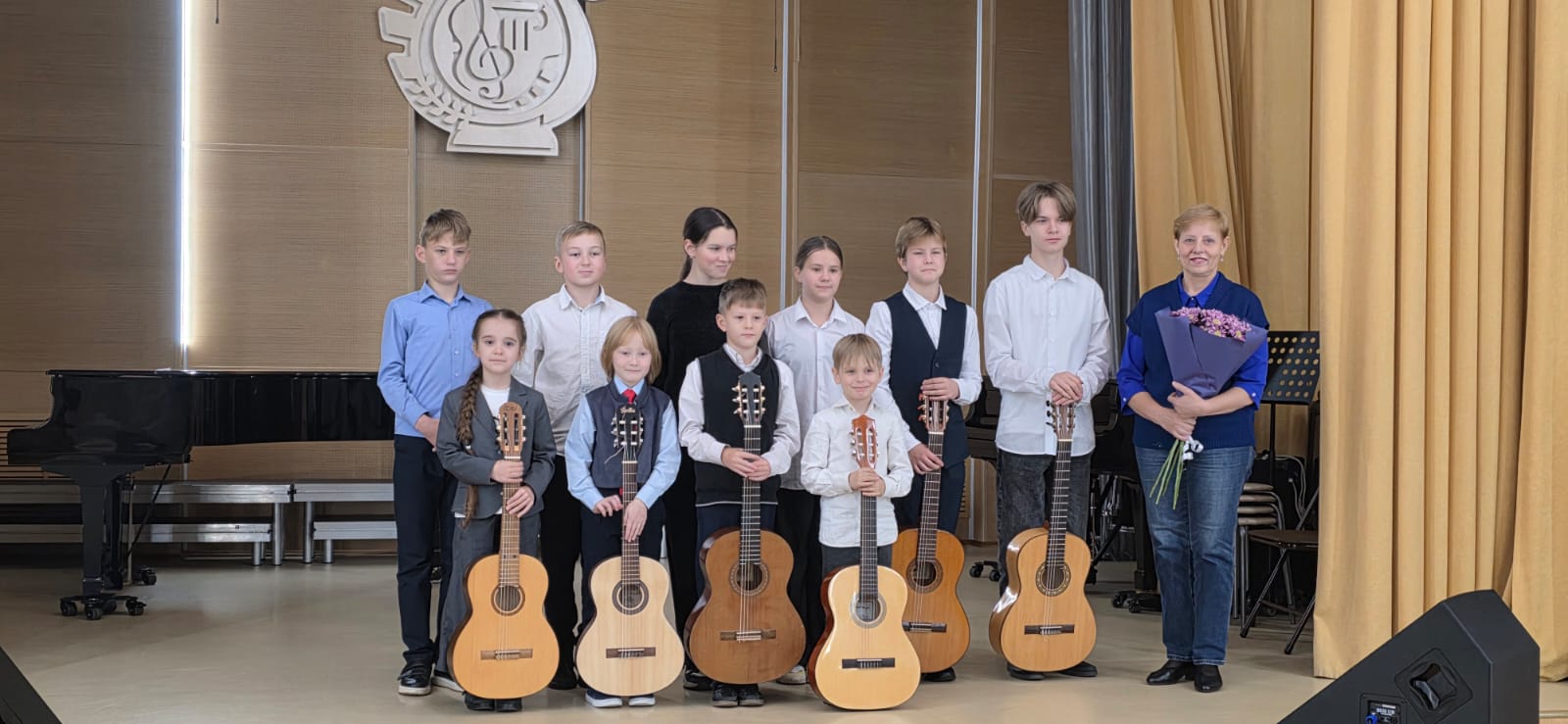 КОНЦЕРТ КЛАССА ПРЕПОДАВАТЕЛЯ СМИРНОВОЙ В.М.