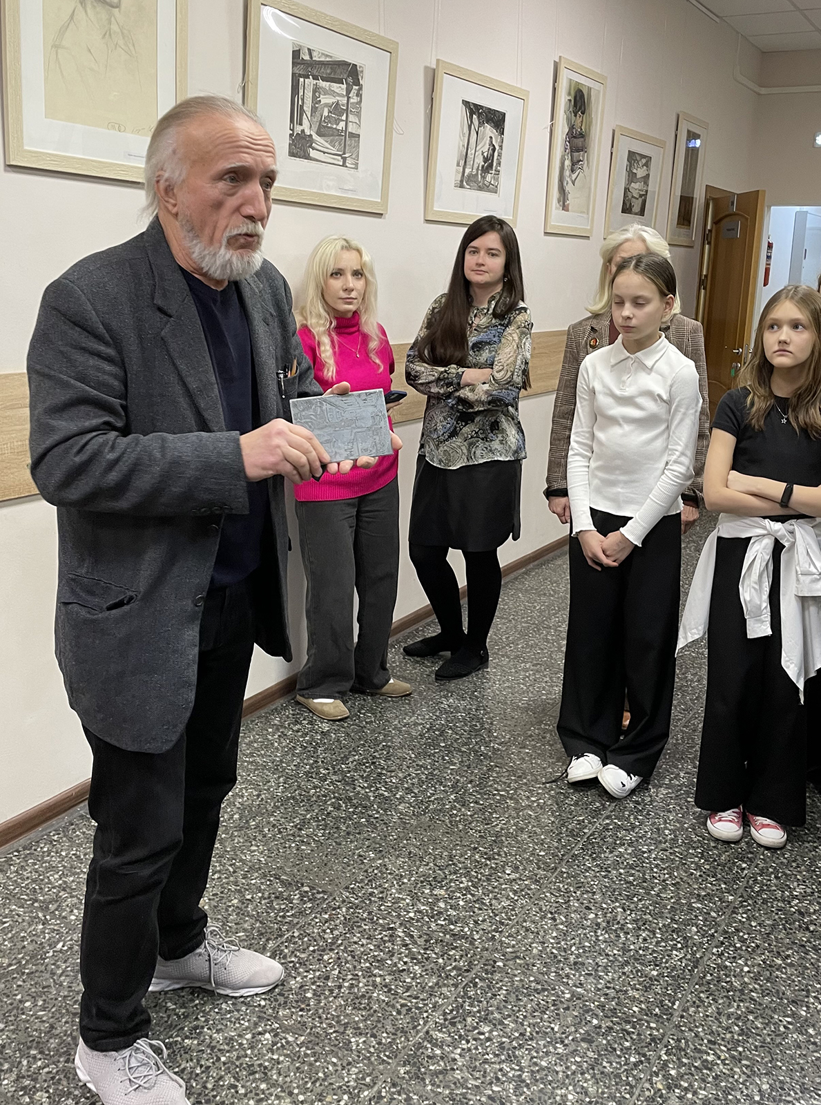 ОТКРЫТИЕ ПЕРСОНАЛЬНОЙ ВЫСТАВКИ «РЕТРОСПЕКТИВА»  ПРЕПОДАВАТЕЛЯ ОТДЕЛЕНИЯ ИЗОБРАЗИТЕЛЬНОГО ИСКУССТВА,  ЧЛЕНА СОЮЗА ХУДОЖНИКОВ РОССИИ   БЕДИНА ВЛАДИМИРА СЕРГЕЕВИЧА  