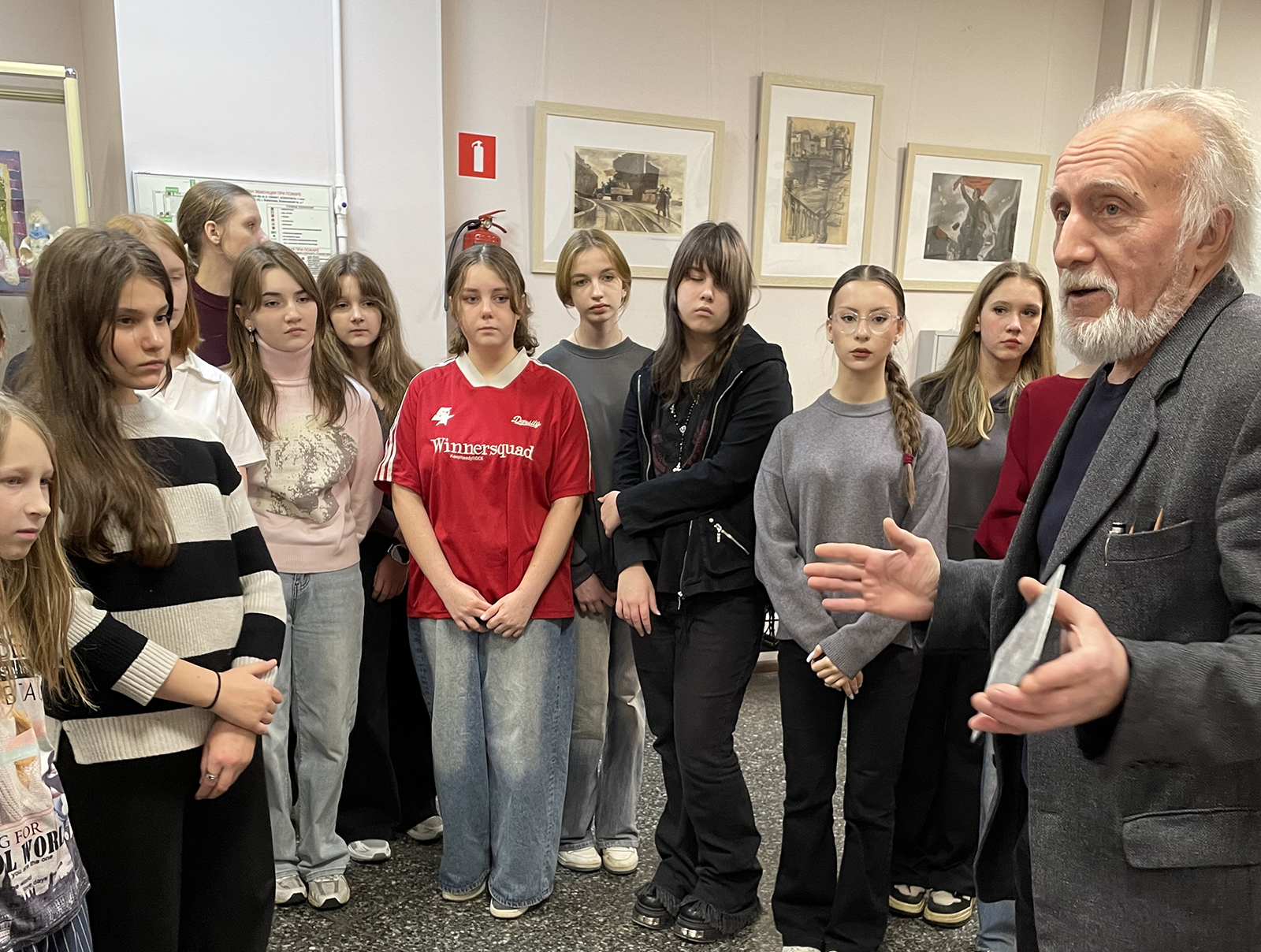 ОТКРЫТИЕ ПЕРСОНАЛЬНОЙ ВЫСТАВКИ «РЕТРОСПЕКТИВА»  ПРЕПОДАВАТЕЛЯ ОТДЕЛЕНИЯ ИЗОБРАЗИТЕЛЬНОГО ИСКУССТВА,  ЧЛЕНА СОЮЗА ХУДОЖНИКОВ РОССИИ   БЕДИНА ВЛАДИМИРА СЕРГЕЕВИЧА  