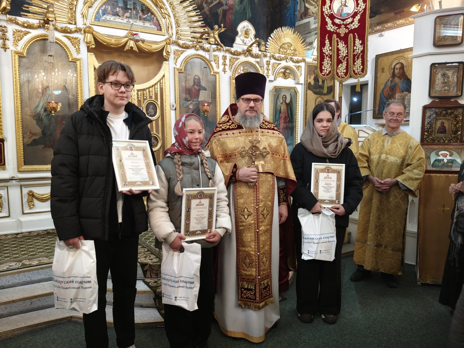 ПОДВЕДЕНИЕ ИТОГОВ РЕГИОНАЛЬНОГО ЭТАПА XXI МЕЖДУНАРОДНОГО КОНКУРСА ДЕТСКОГО ТВОРЧЕСТВА «КРАСОТА БОЖЬЕГО МИРА»