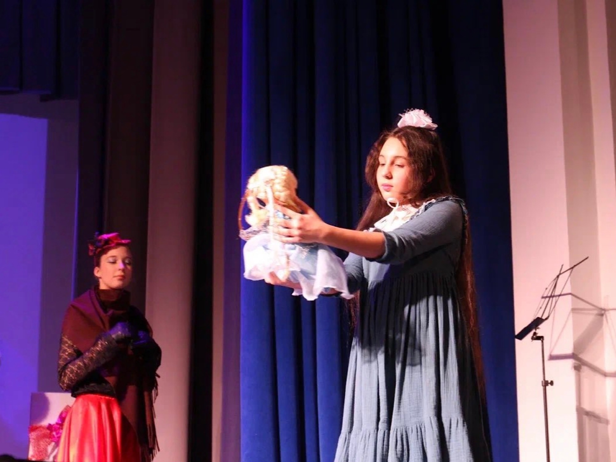 «Рождественская ночь в магазине игрушек»