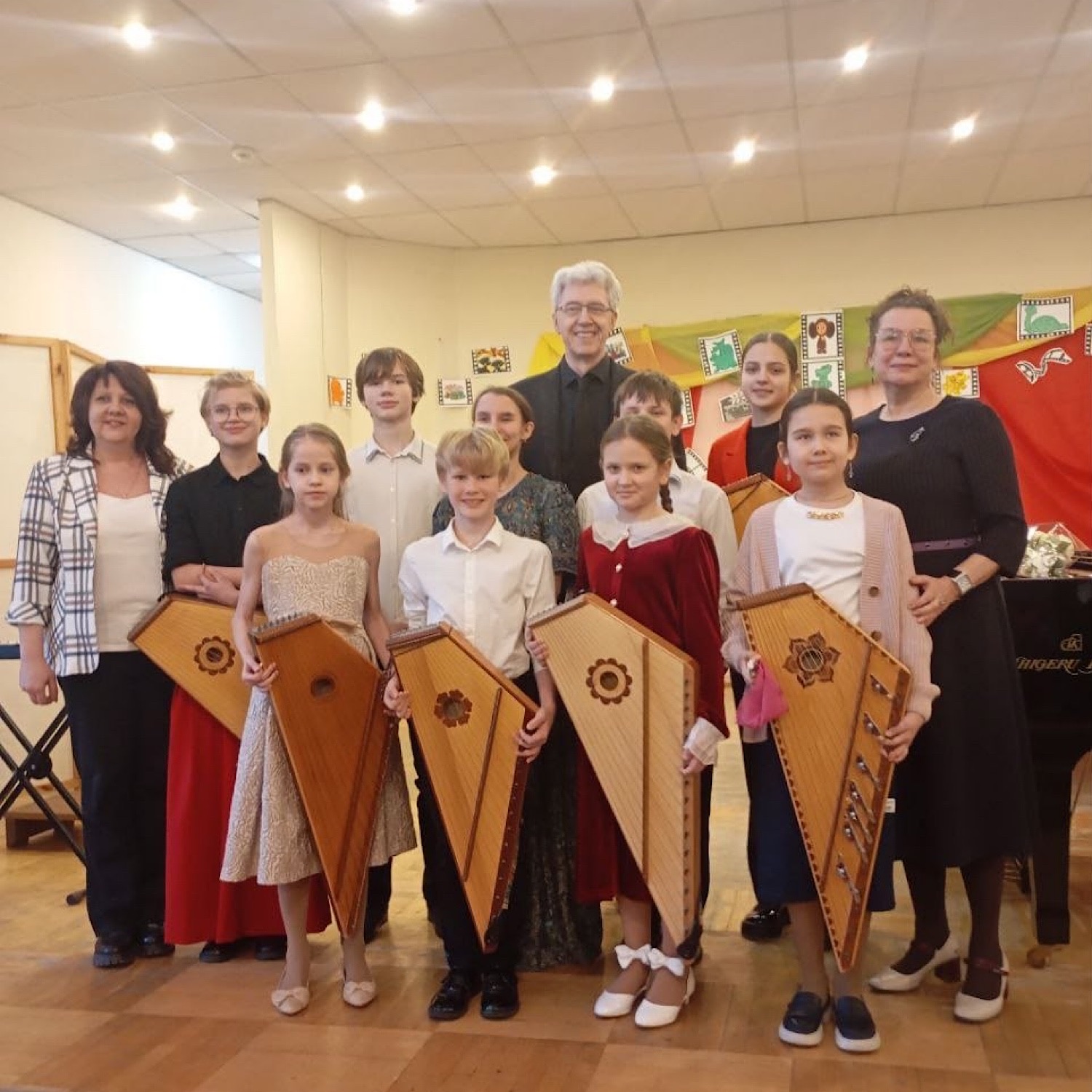 "На берегах Невы"