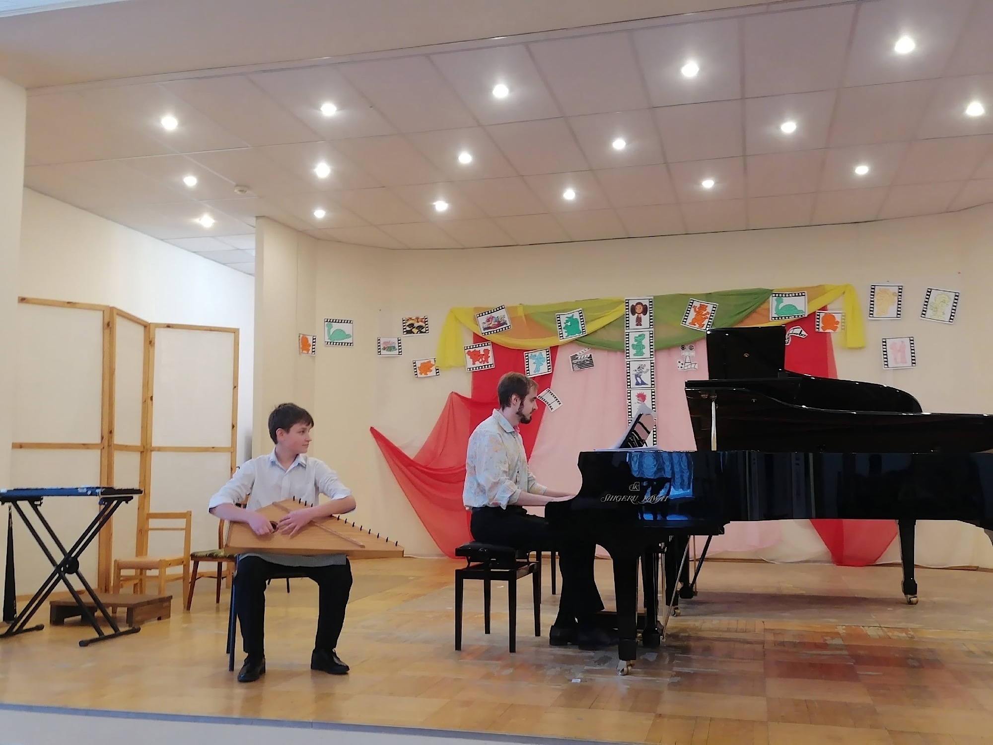 "На берегах Невы"