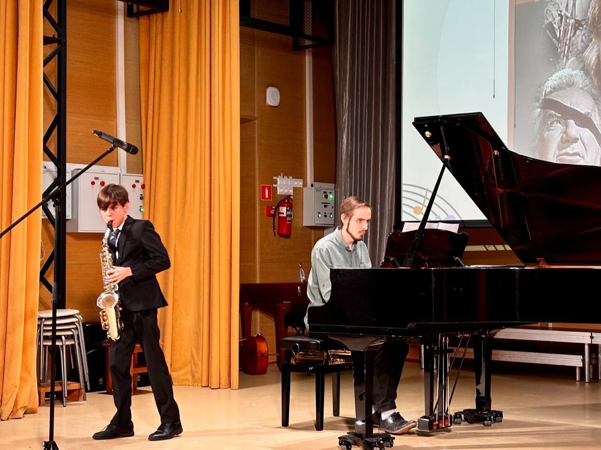 «Карусель мелодий»