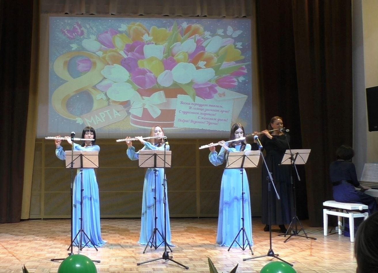 «Для милых мам»